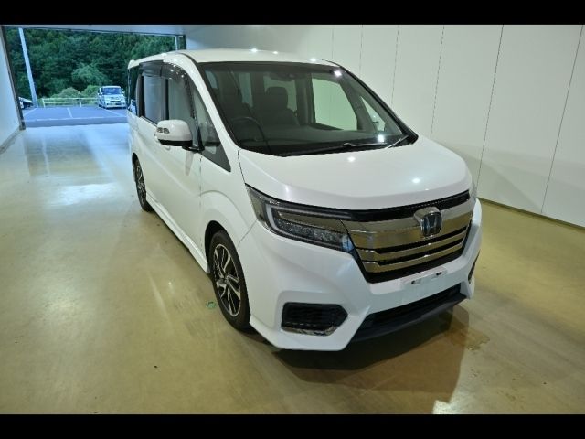 20386 Honda Step wagon RP3 2018 г. (Honda Tokyo)